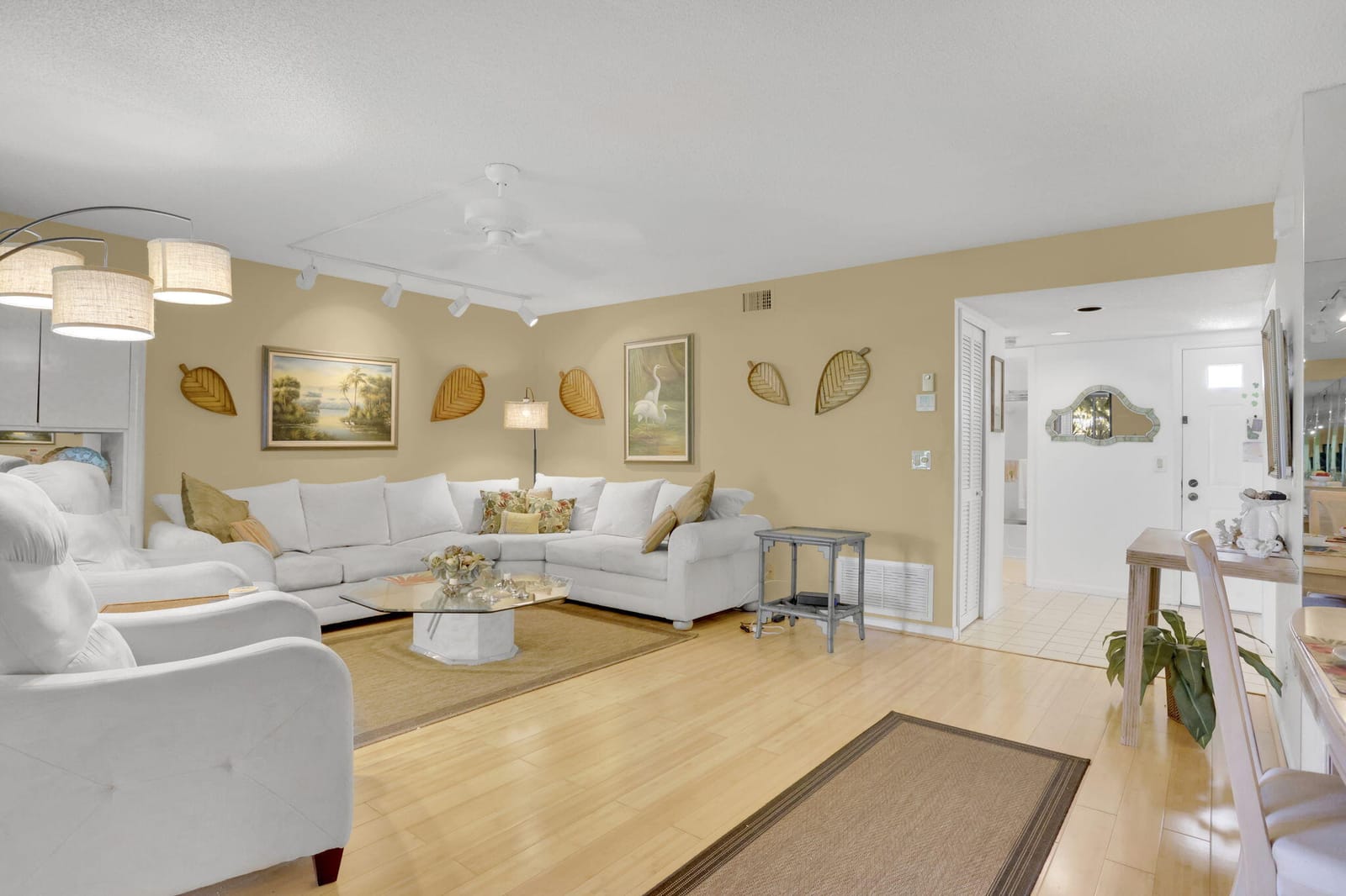 5881 Parkwalk Drive — photo 7