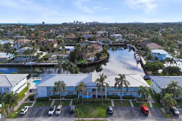2330 NE 36th Street 9, sold in Gardenia Terrace, Lighthouse Point, FL