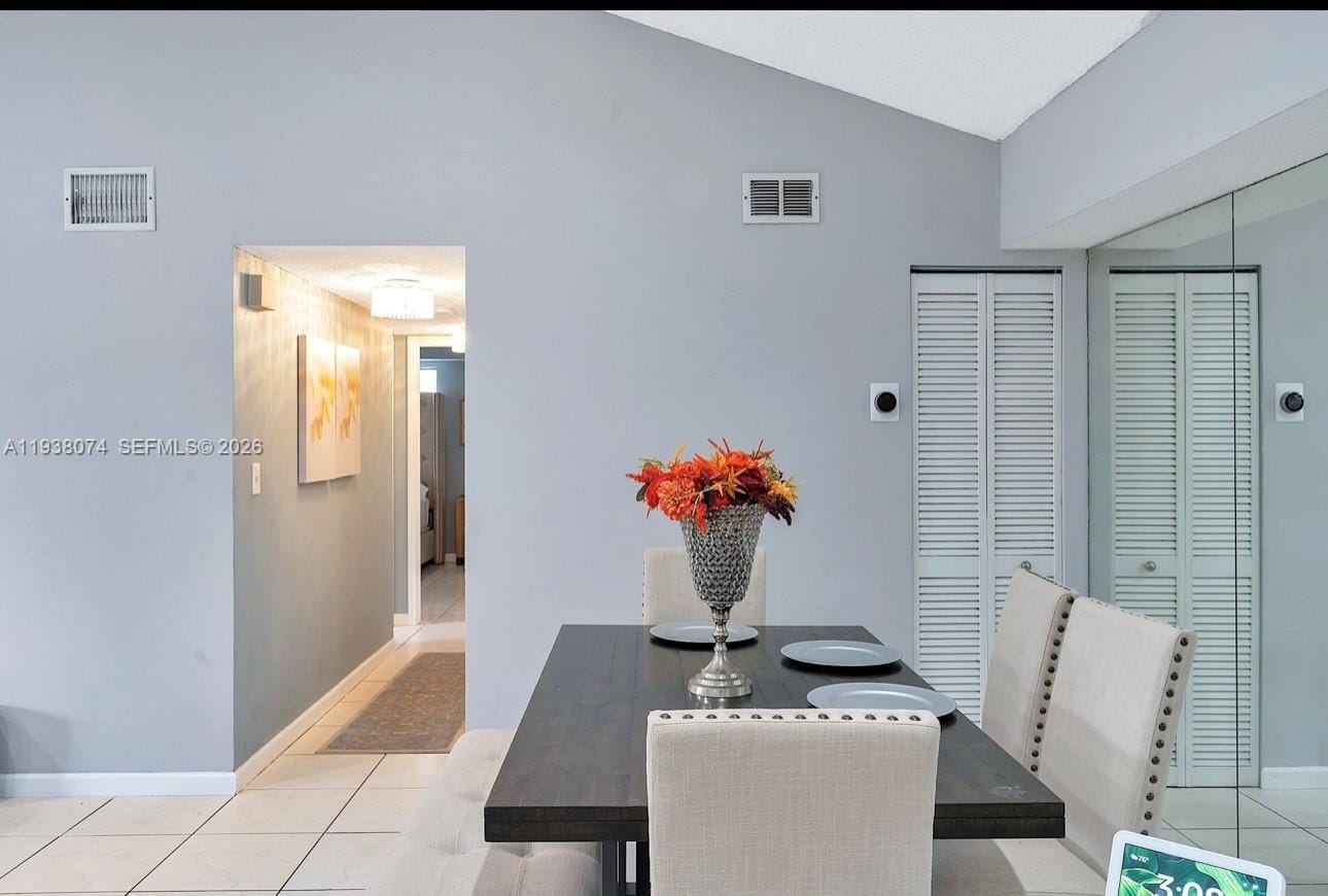3001 N Oakland Forest Drive 301 — photo 12