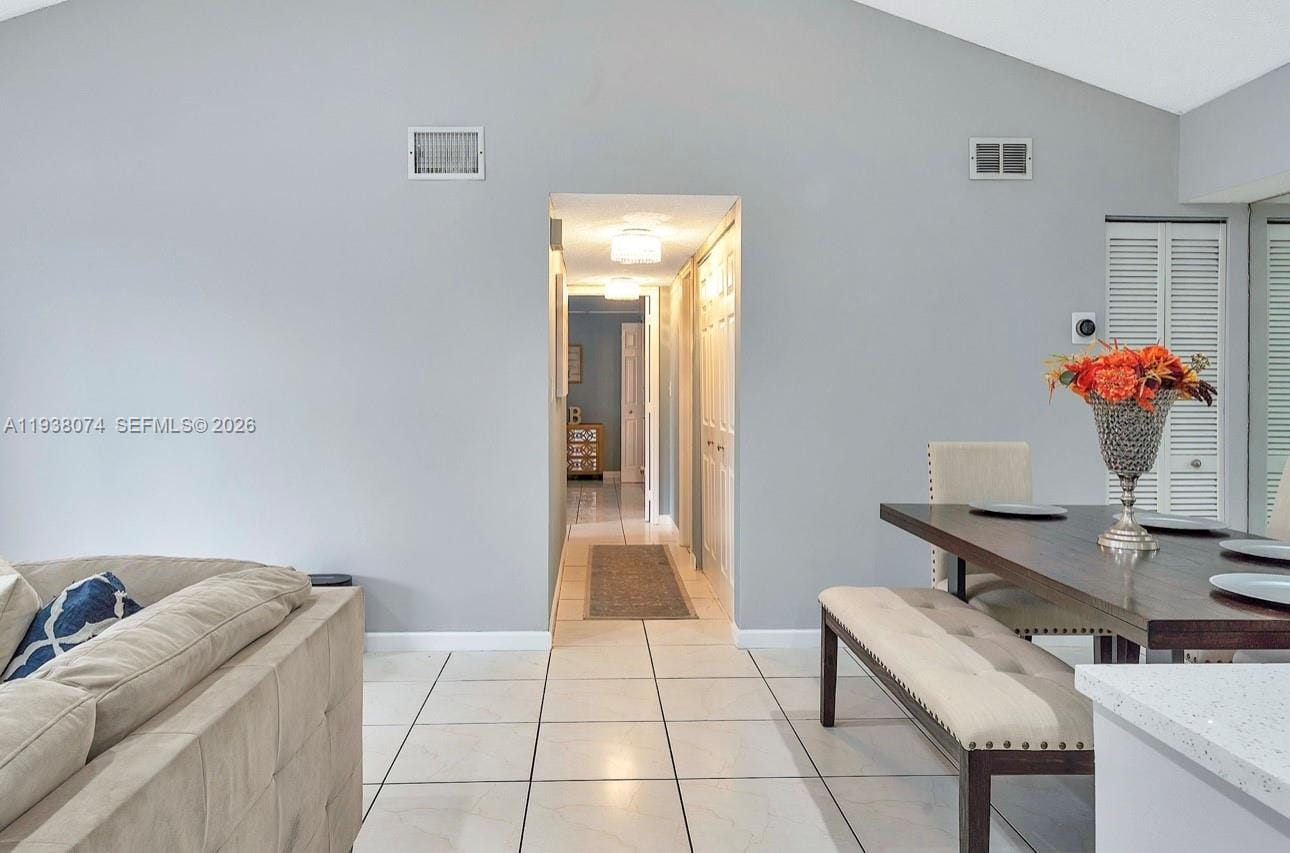 3001 N Oakland Forest Drive 301 — photo 5