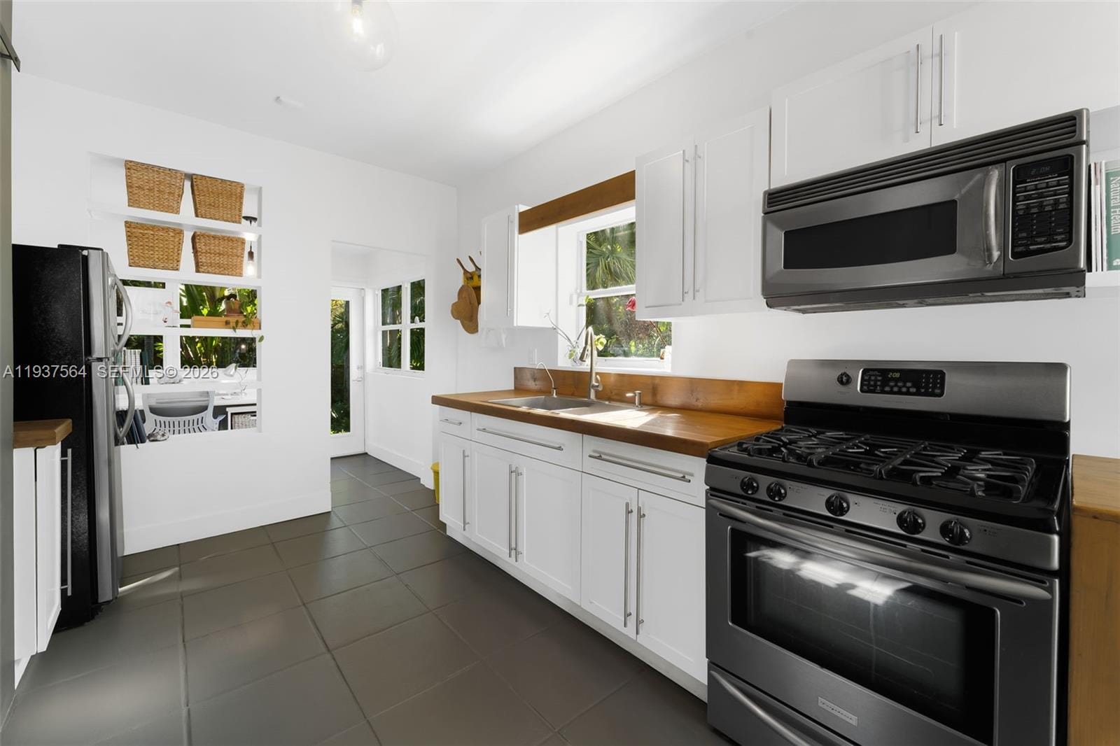 1851 SW 2nd Court, Miami, FL 33129 photo 5