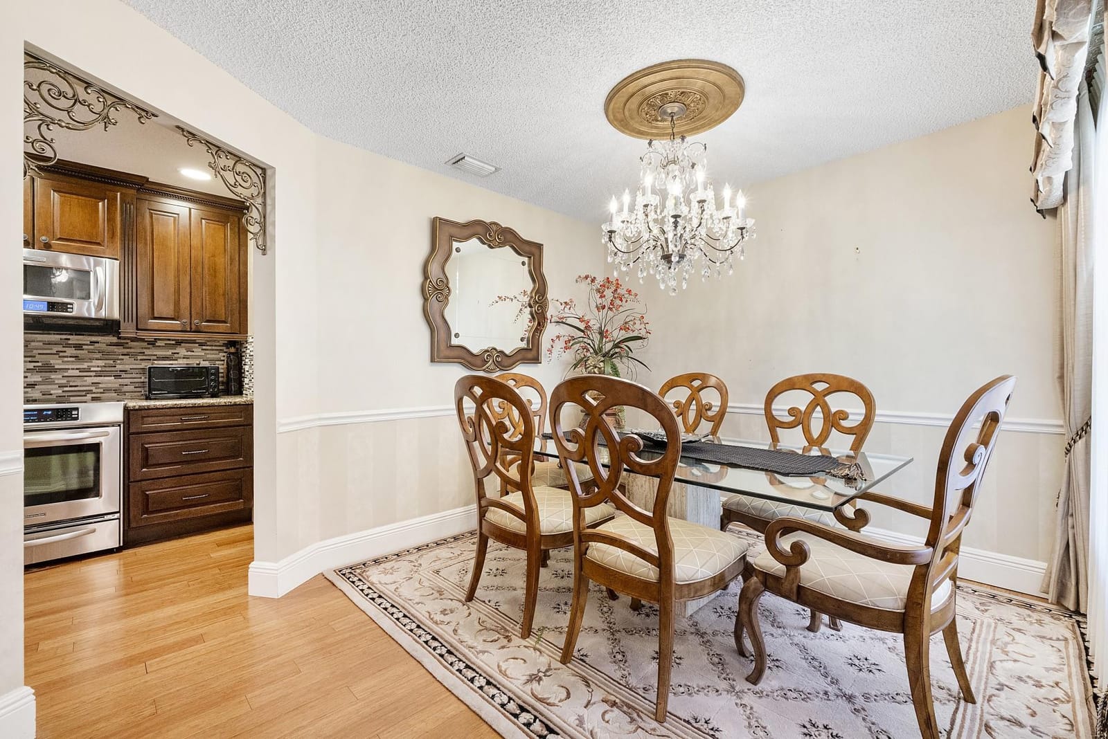 10841 Cypress Glen Drive 10841 — photo 2