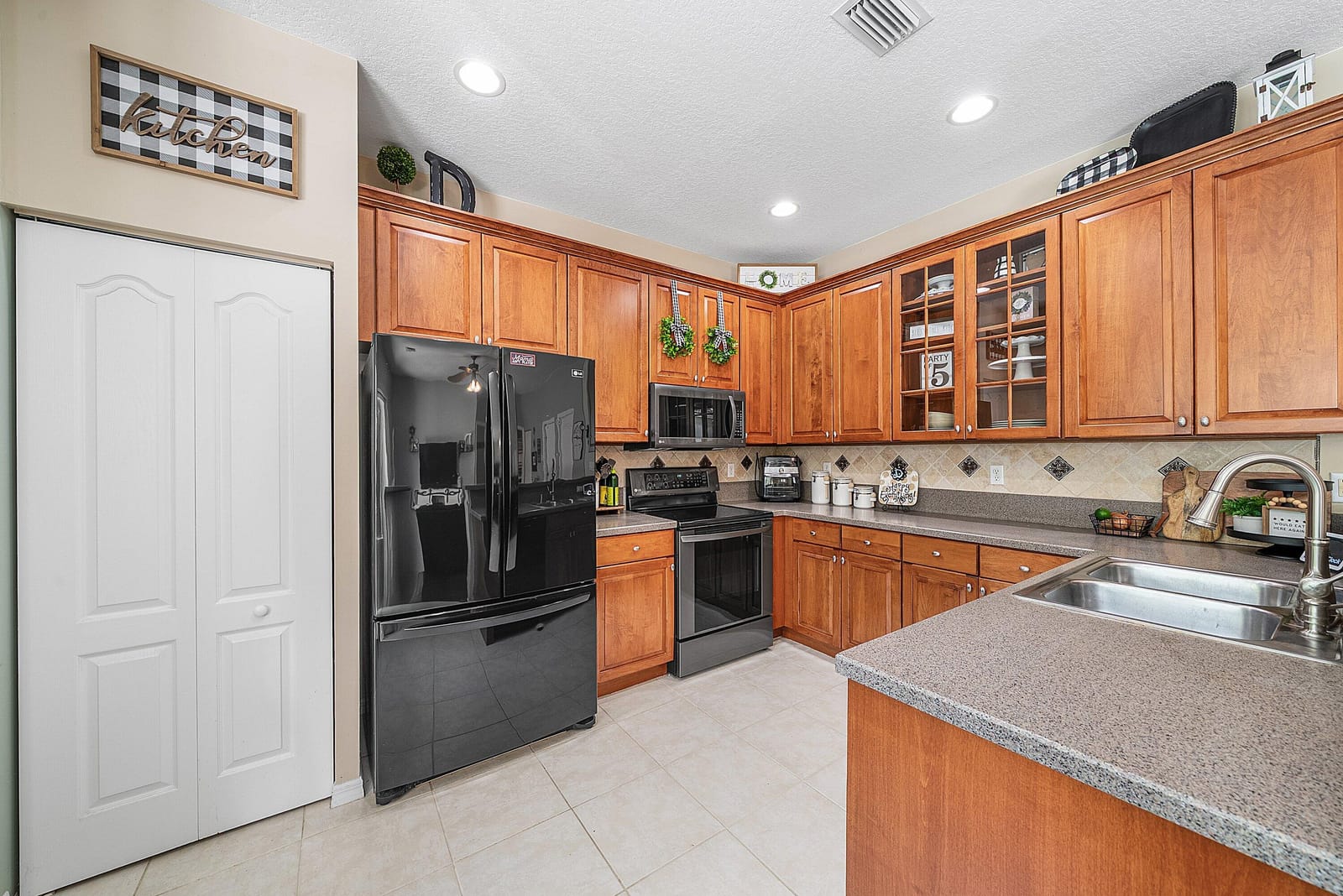 166 Seminole Lakes Drive, Royal Palm Beach, FL 33411 photo 15