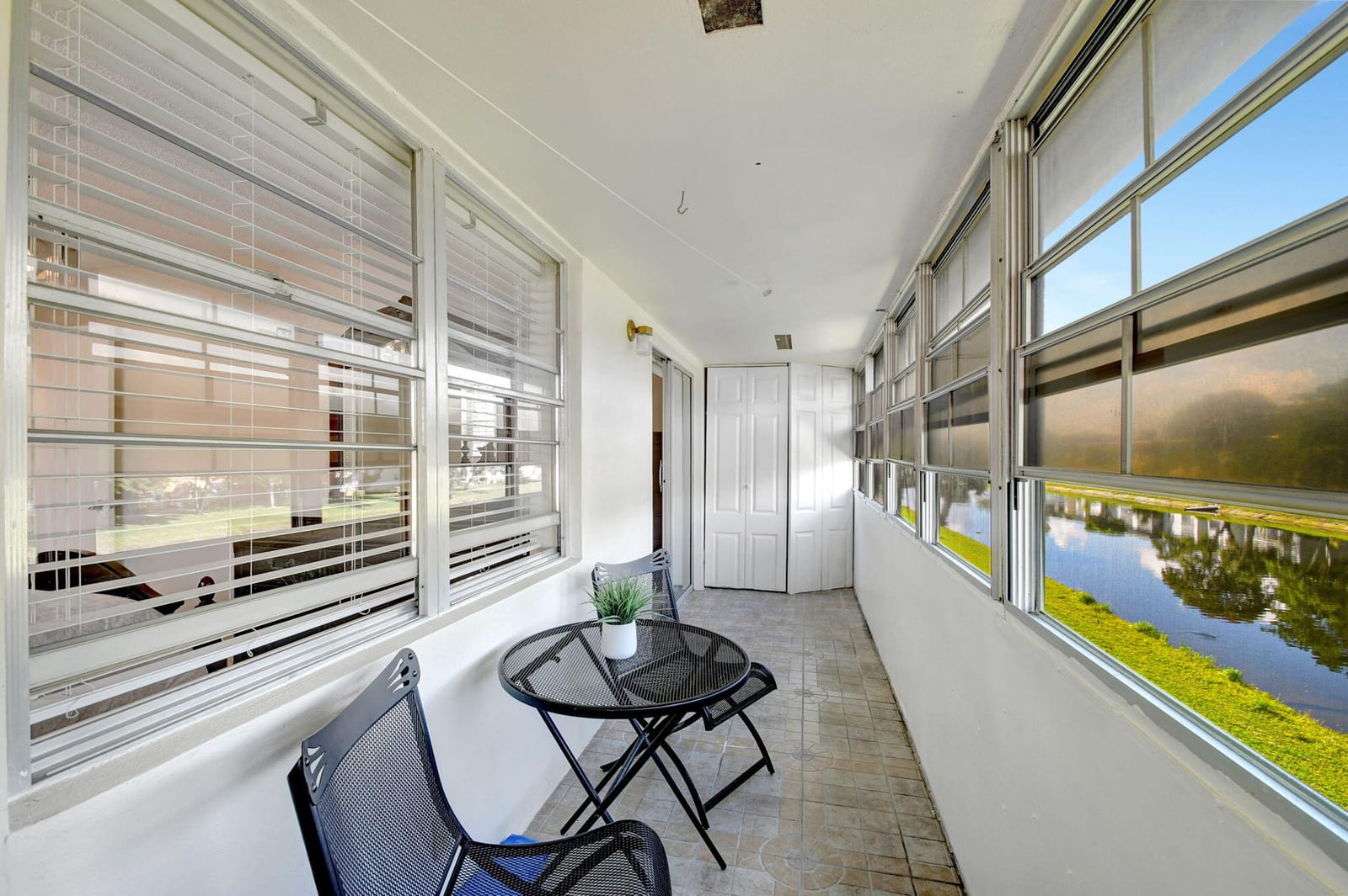 48 Sheffield B, West Palm Beach, FL 33417 photo 18