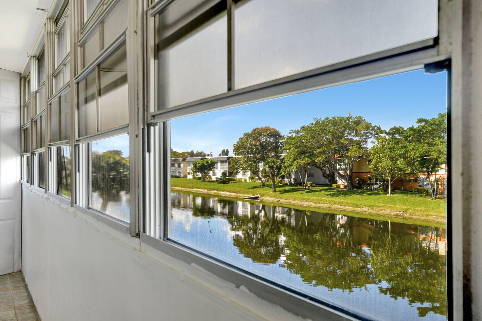 48 Sheffield B, West Palm Beach, FL 33417 photo 19