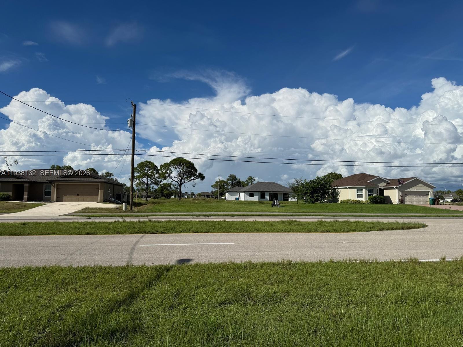 2703 Van Buren Parkway — photo 7