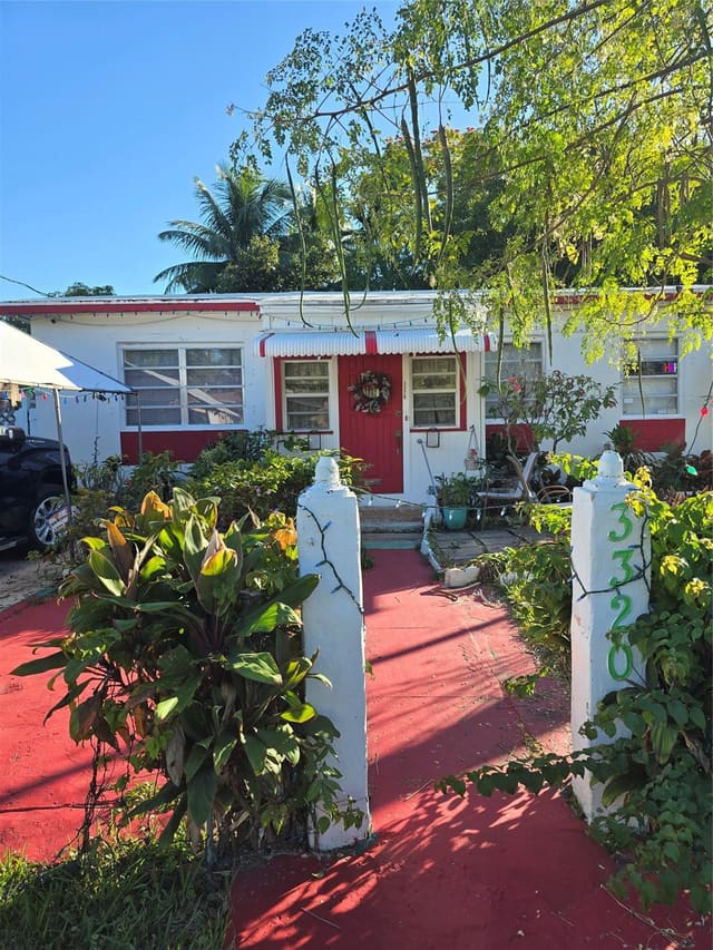 3320 Percival Avenue, Miami, FL 33133