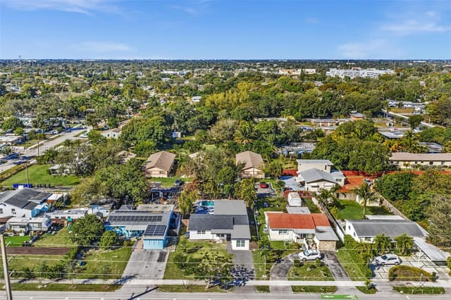 1530 N 56th Avenue, sold in Hollywood Country Club, Hollywood, FL