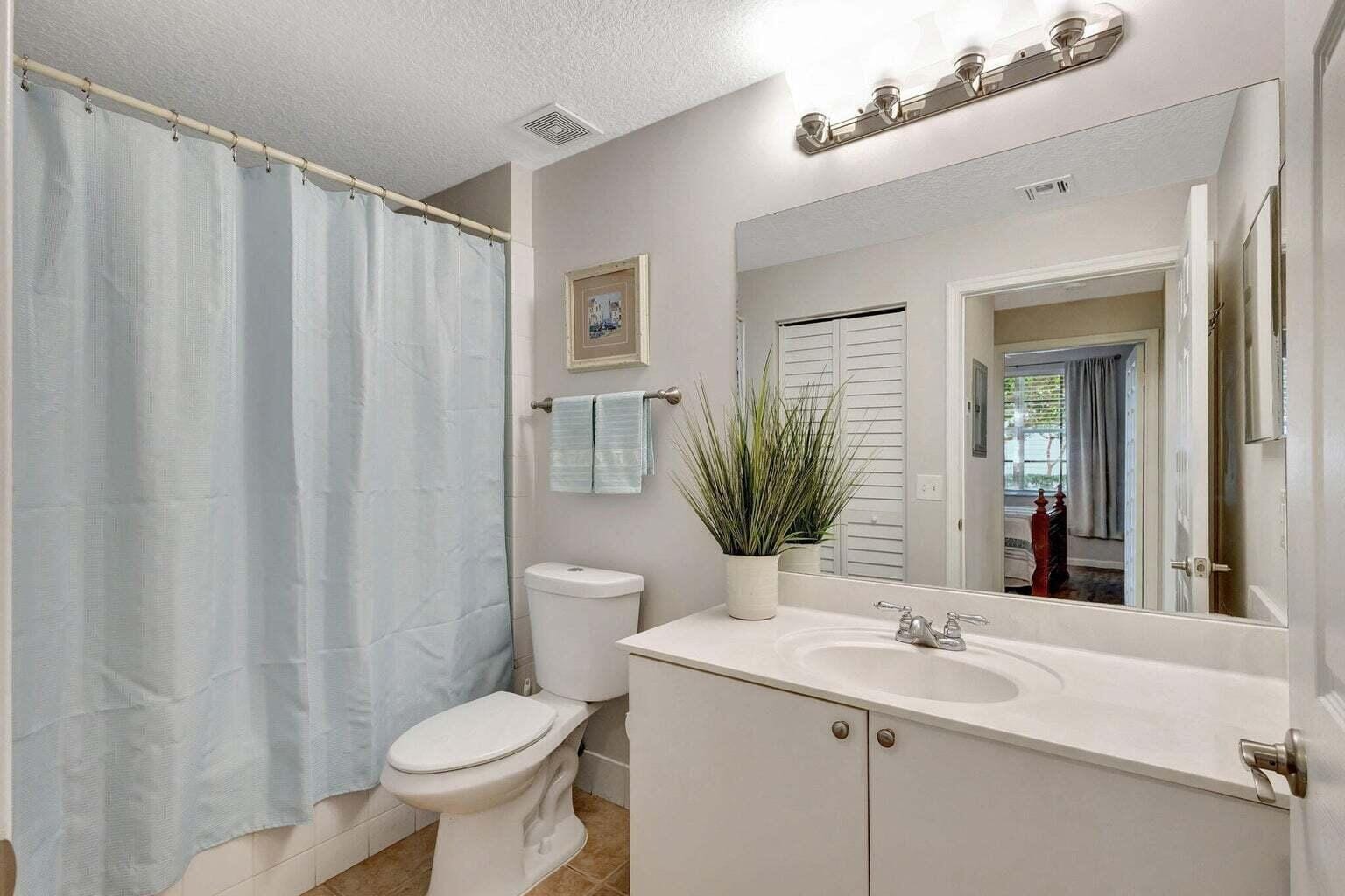 4736 Chancellor Drive 11, Jupiter, FL 33458 photo 11