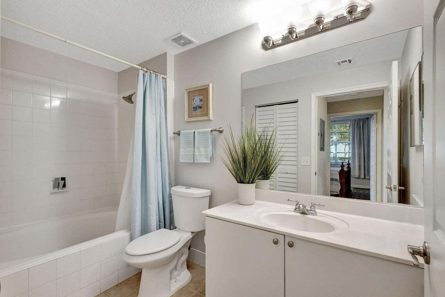 4736 Chancellor Drive 11, Jupiter, FL 33458 photo 12