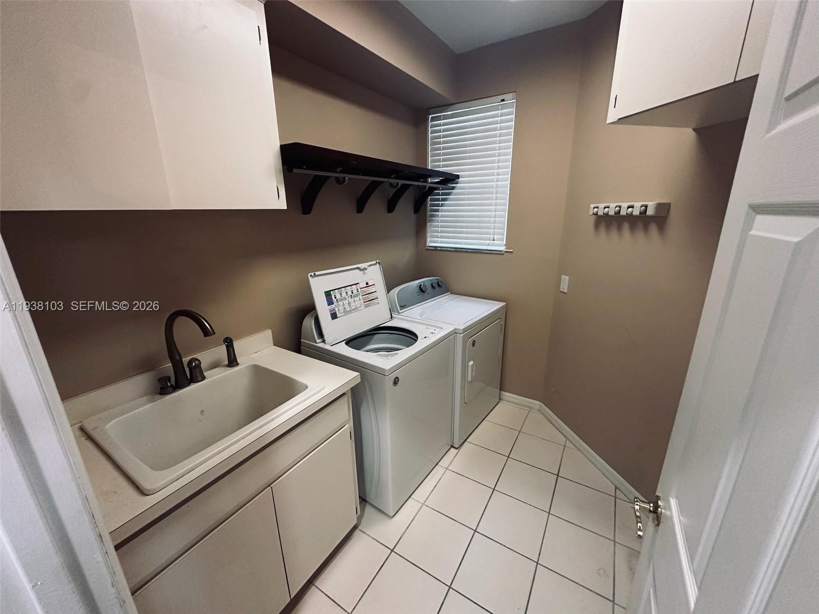 3125 Stonewater Drive 3125 — photo 6