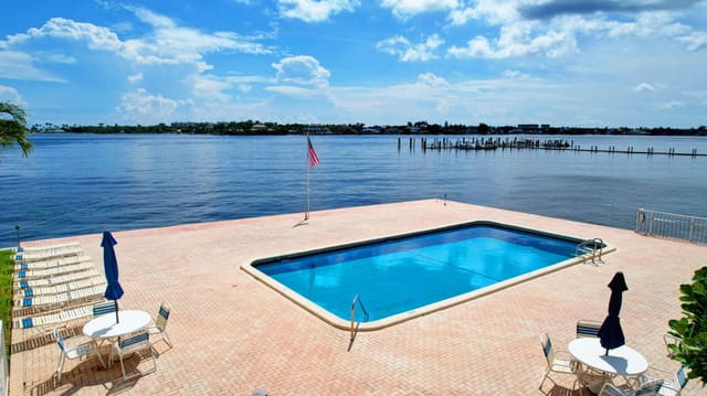 1810 New Palm Way 415, sold in Seacrest Villas Condo, Boynton Beach, FL