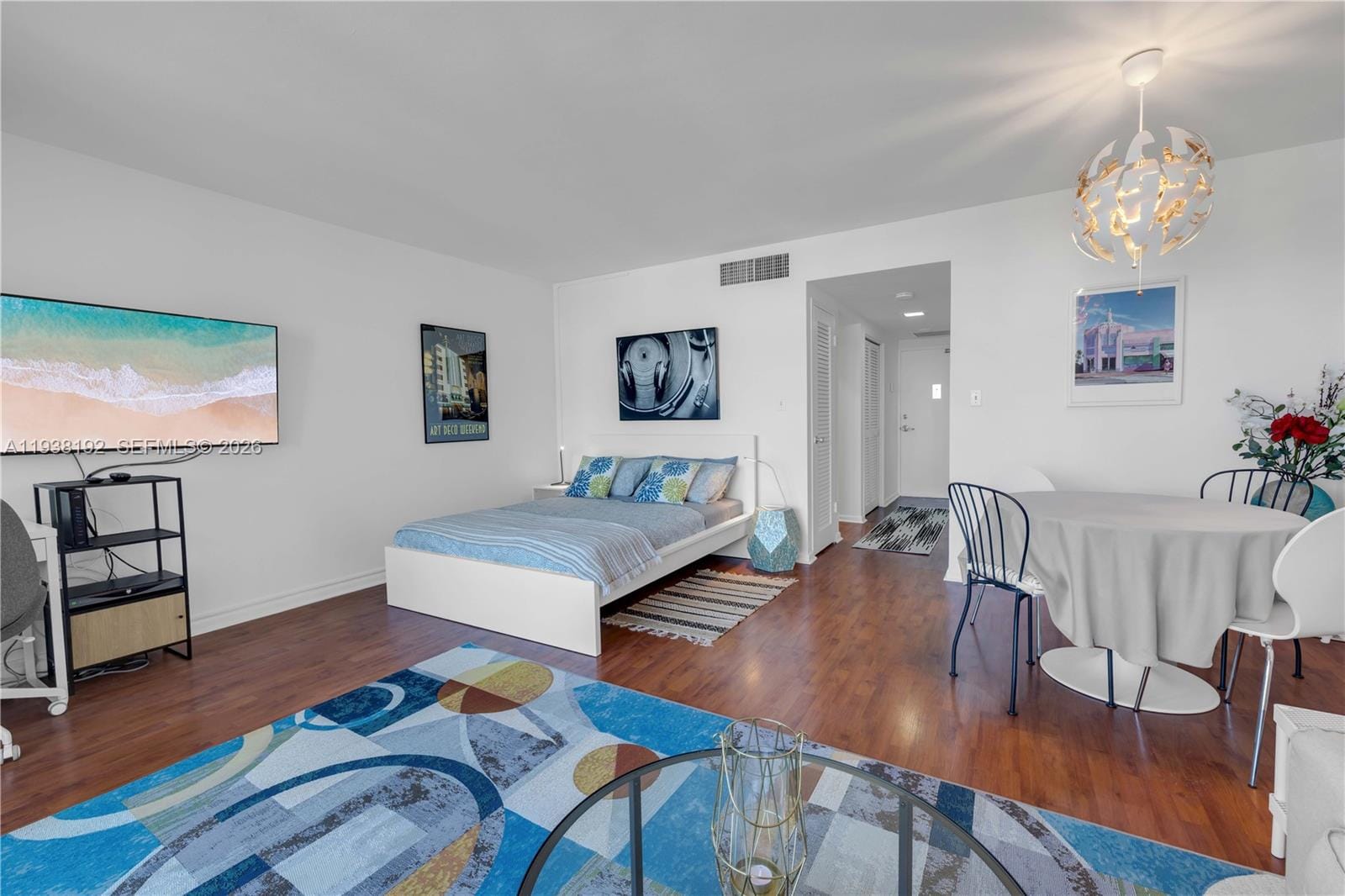 1200 West Avenue 811 — photo 2