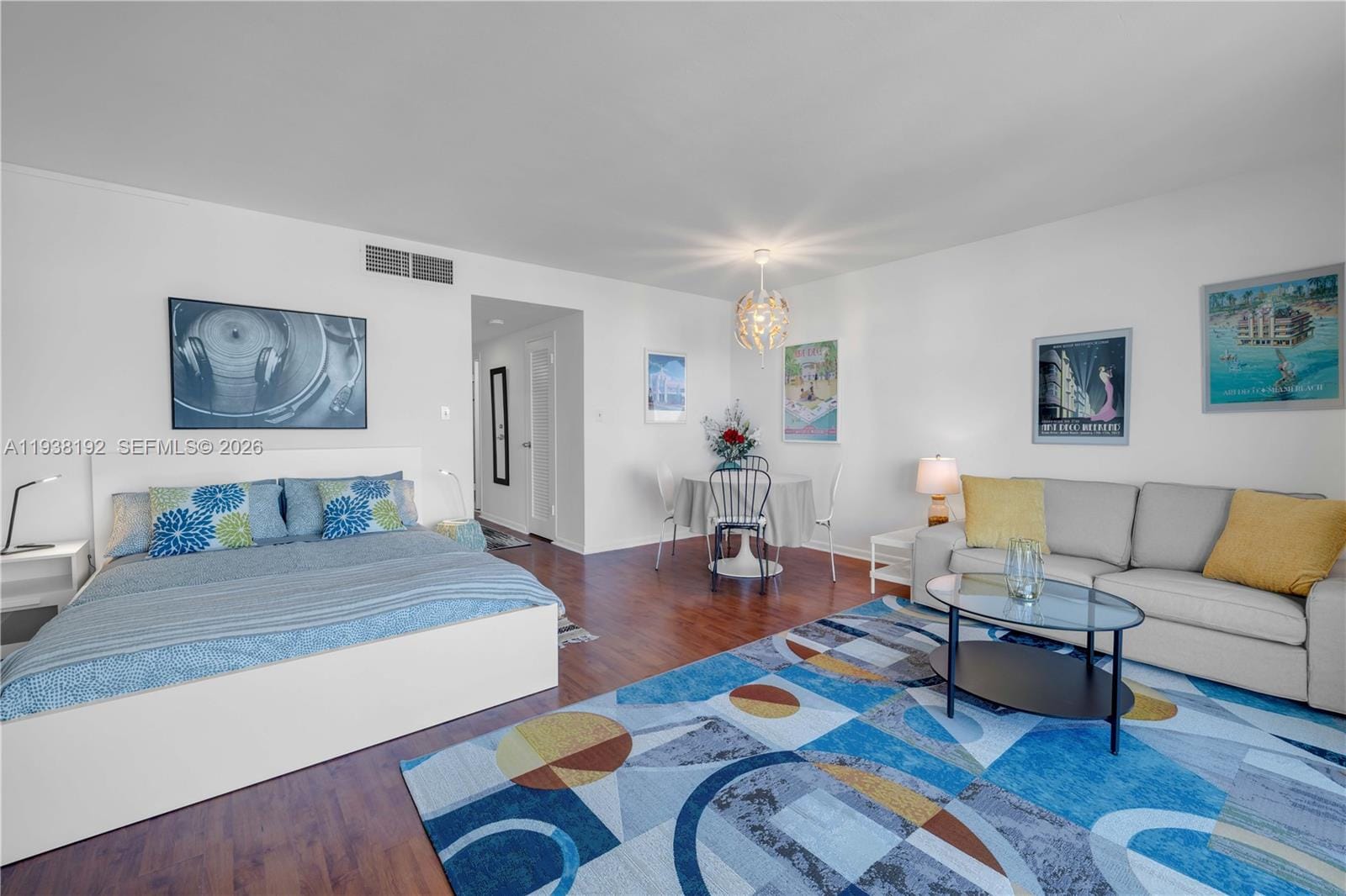 1200 West Avenue 811 — photo 3