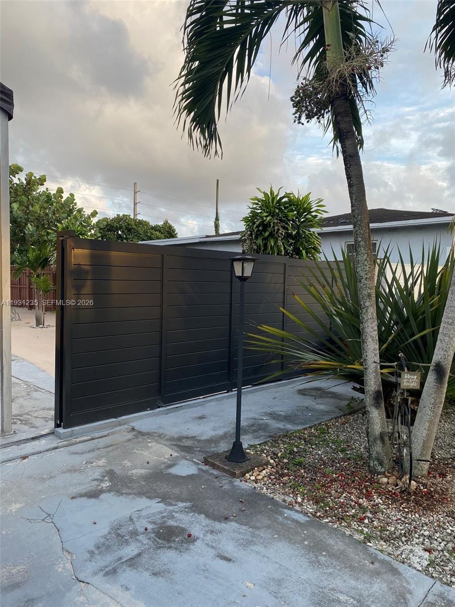 10529 NW 37th Avenue, Miami, FL 33147 photo 20
