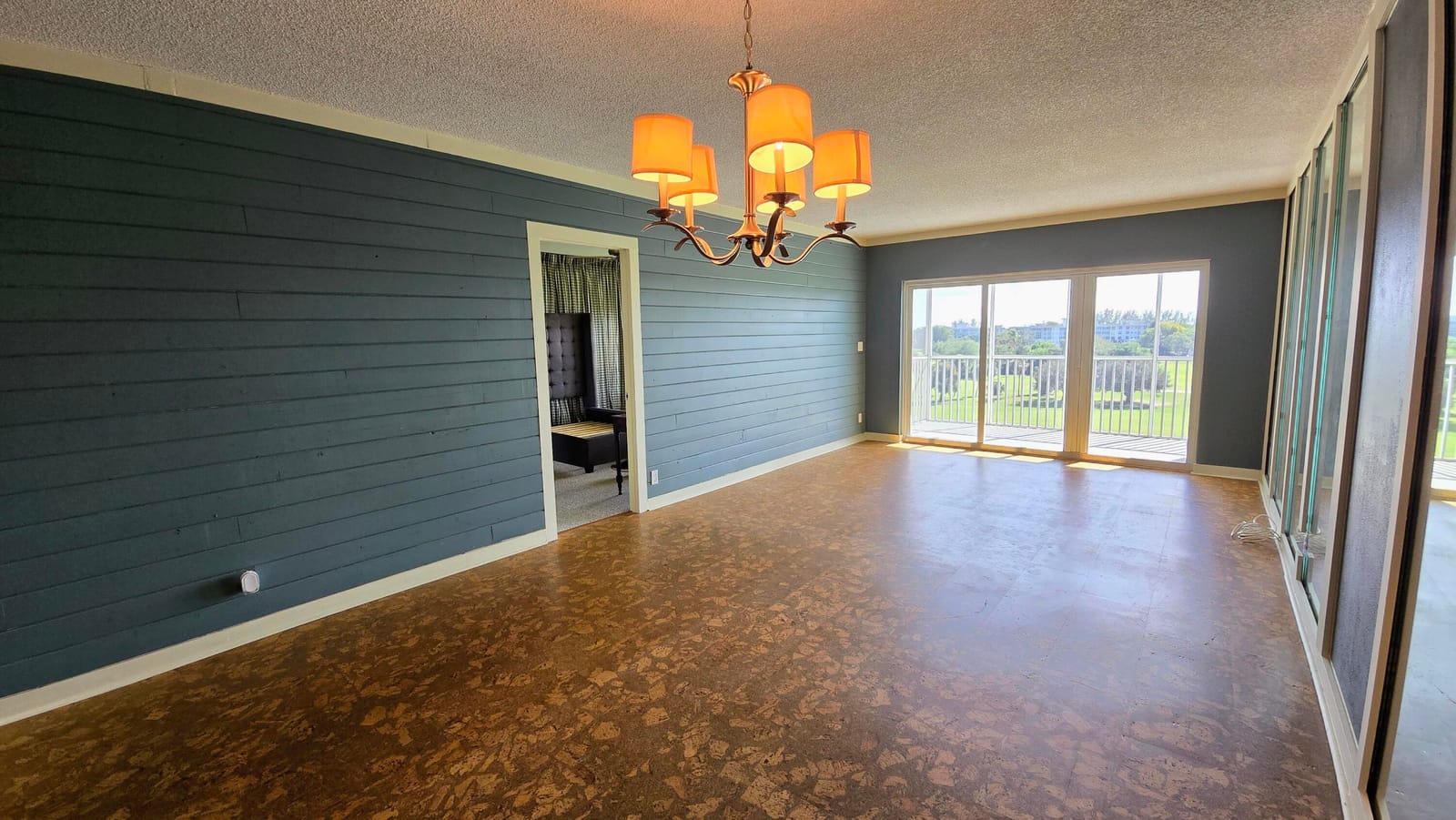 2950 N Palm Aire Drive 604 — photo 5