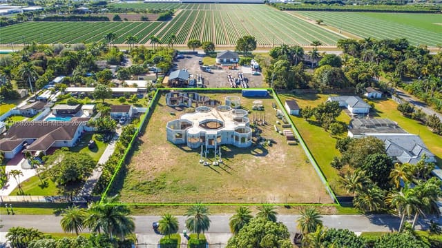 21320 SW 246th Street, FL 33031