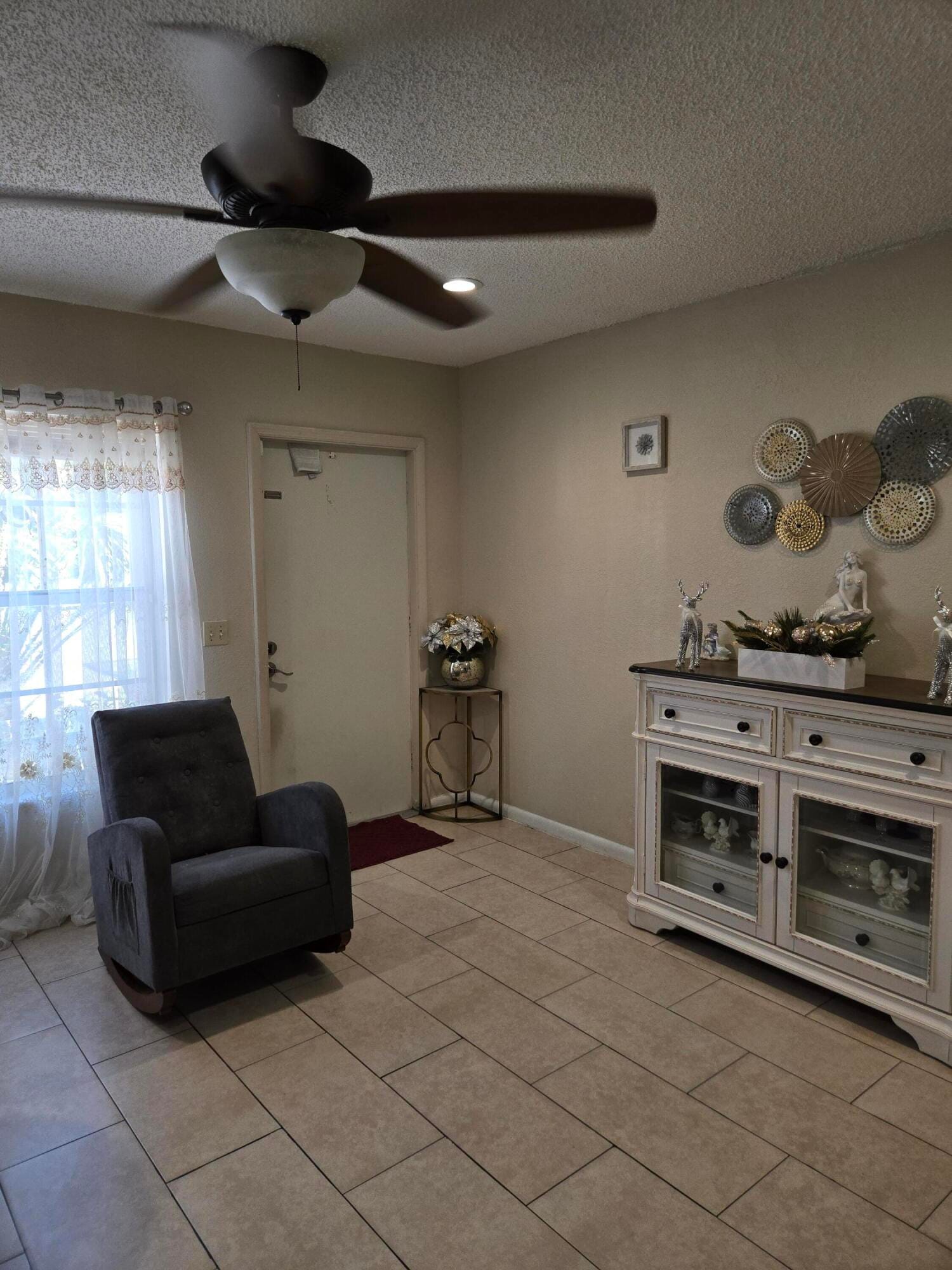 2396 Daphne Drive — photo 6