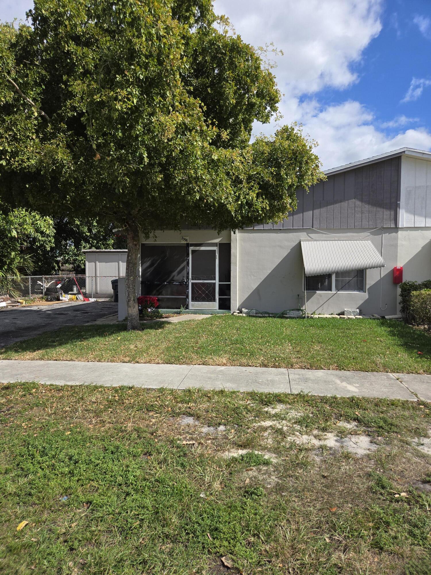 2396 Daphne Drive, West Palm Beach, FL 33415, West Palm Beach