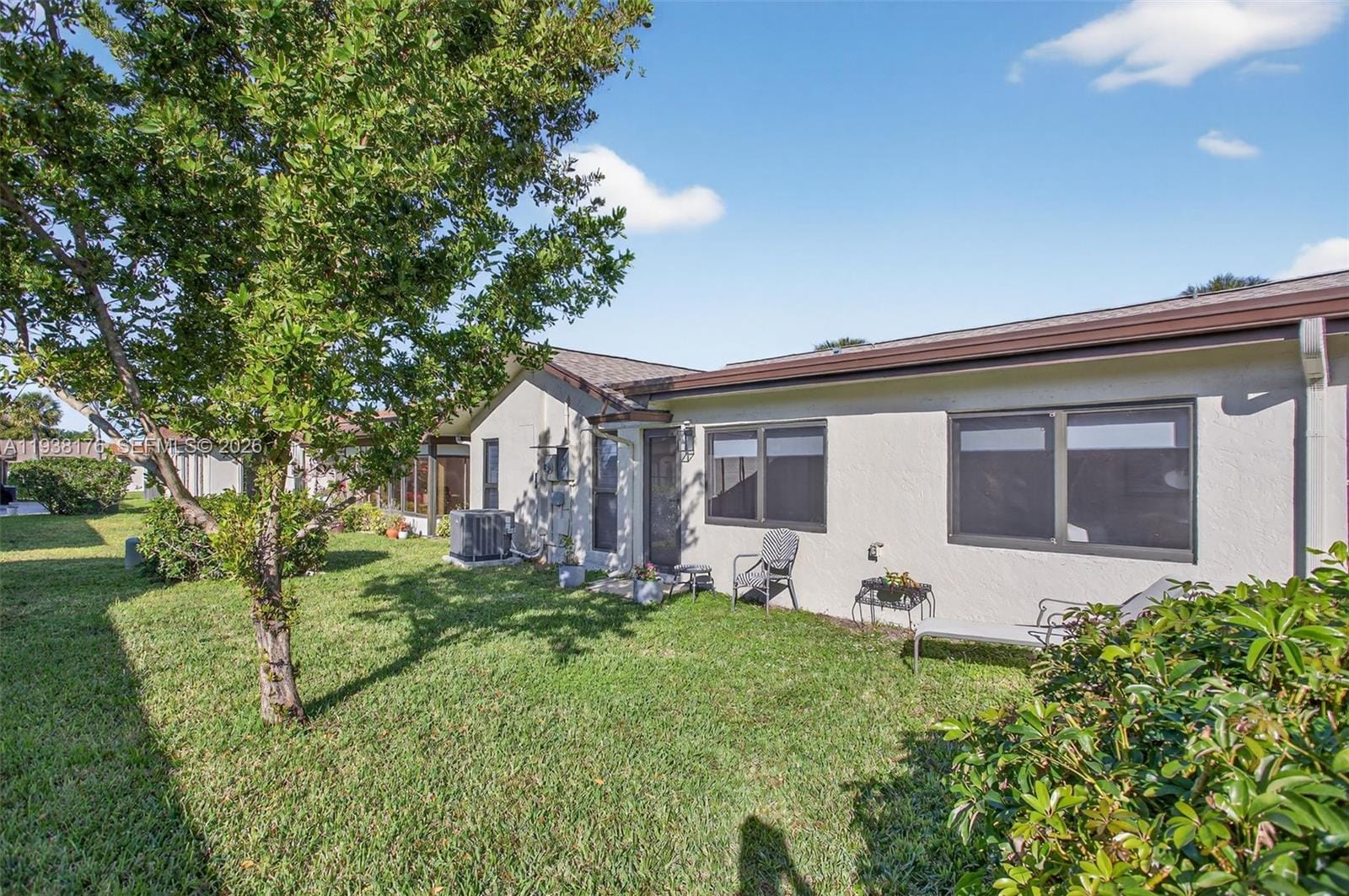 2104 SW 17th Circle, Deerfield Beach, FL 33442 photo 5
