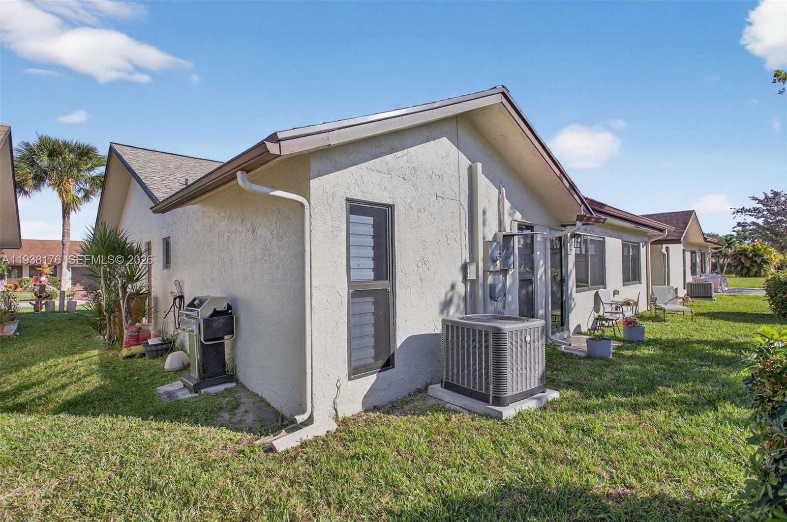 2104 SW 17th Circle, Deerfield Beach, FL 33442 photo 6