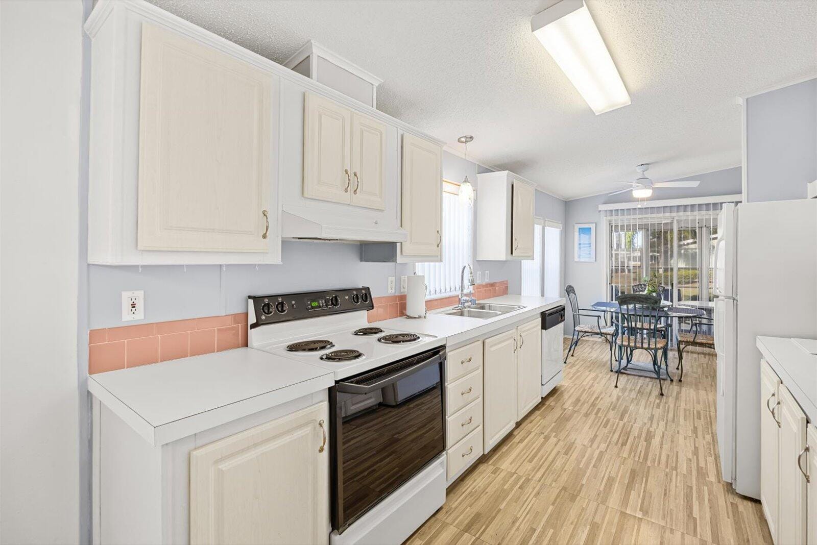 3805 Doral Court — photo 10