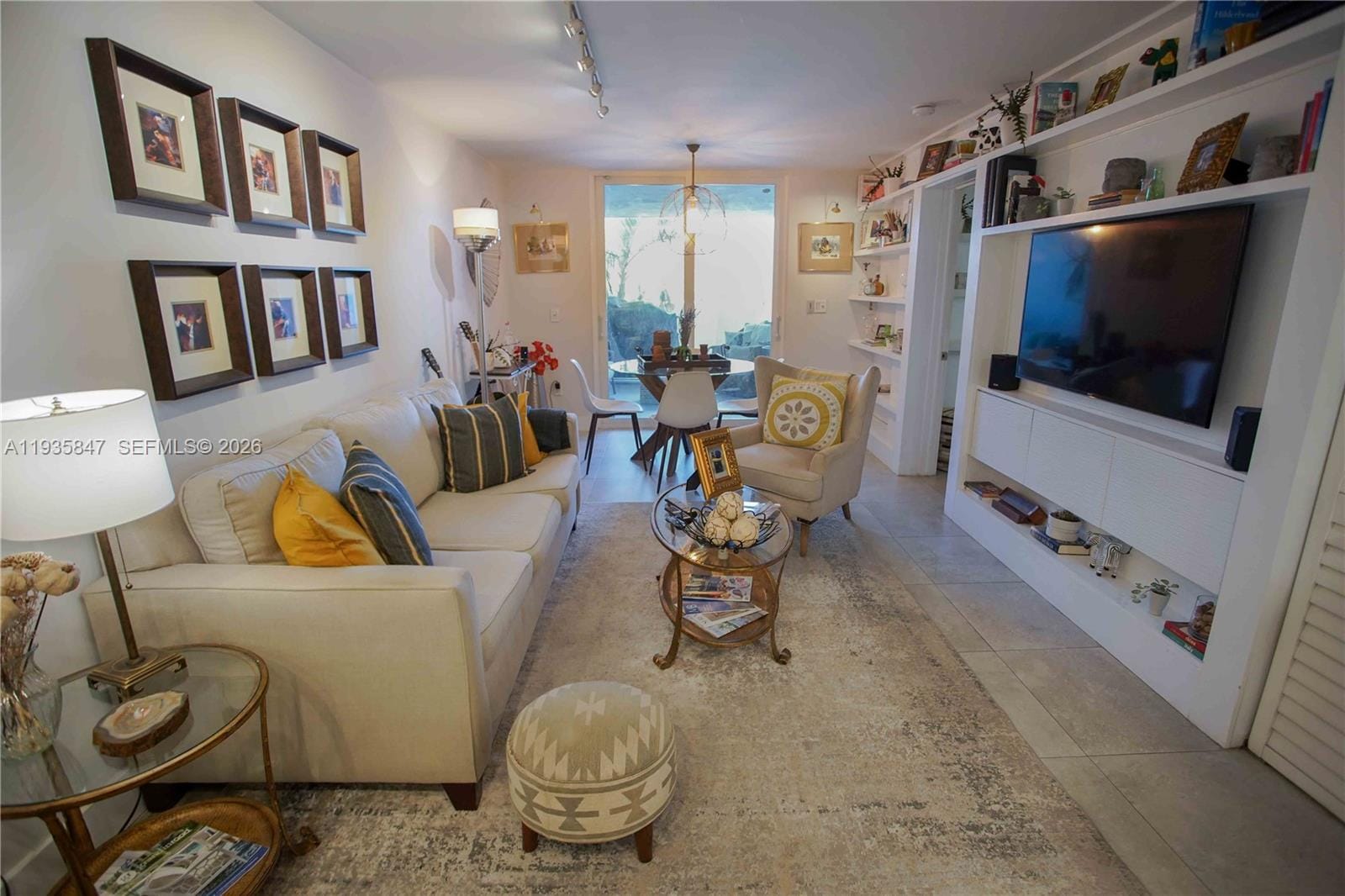 5880 Collins Avenue 302 — photo 10