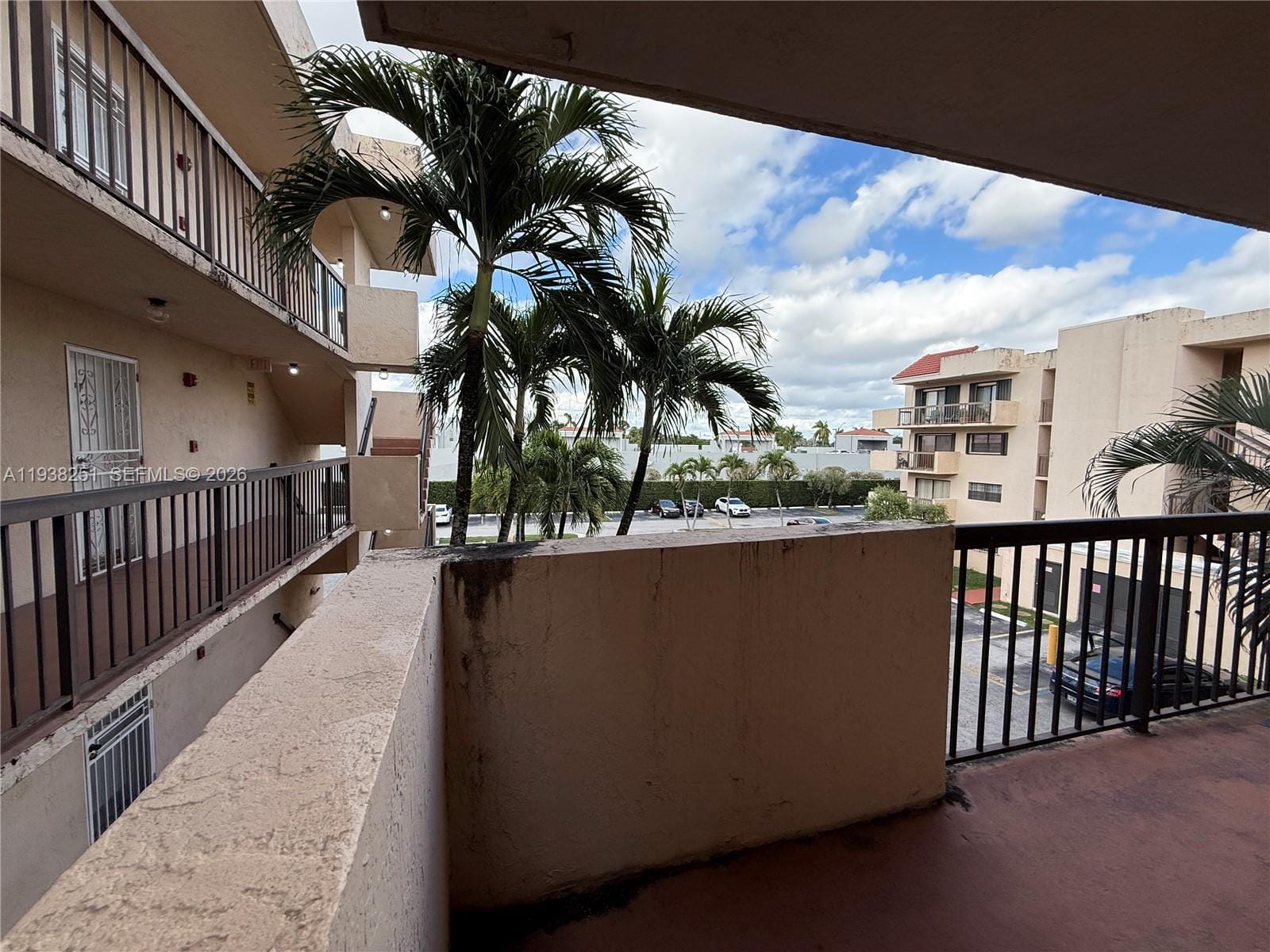 995 SW 84th Avenue 304 — photo 12