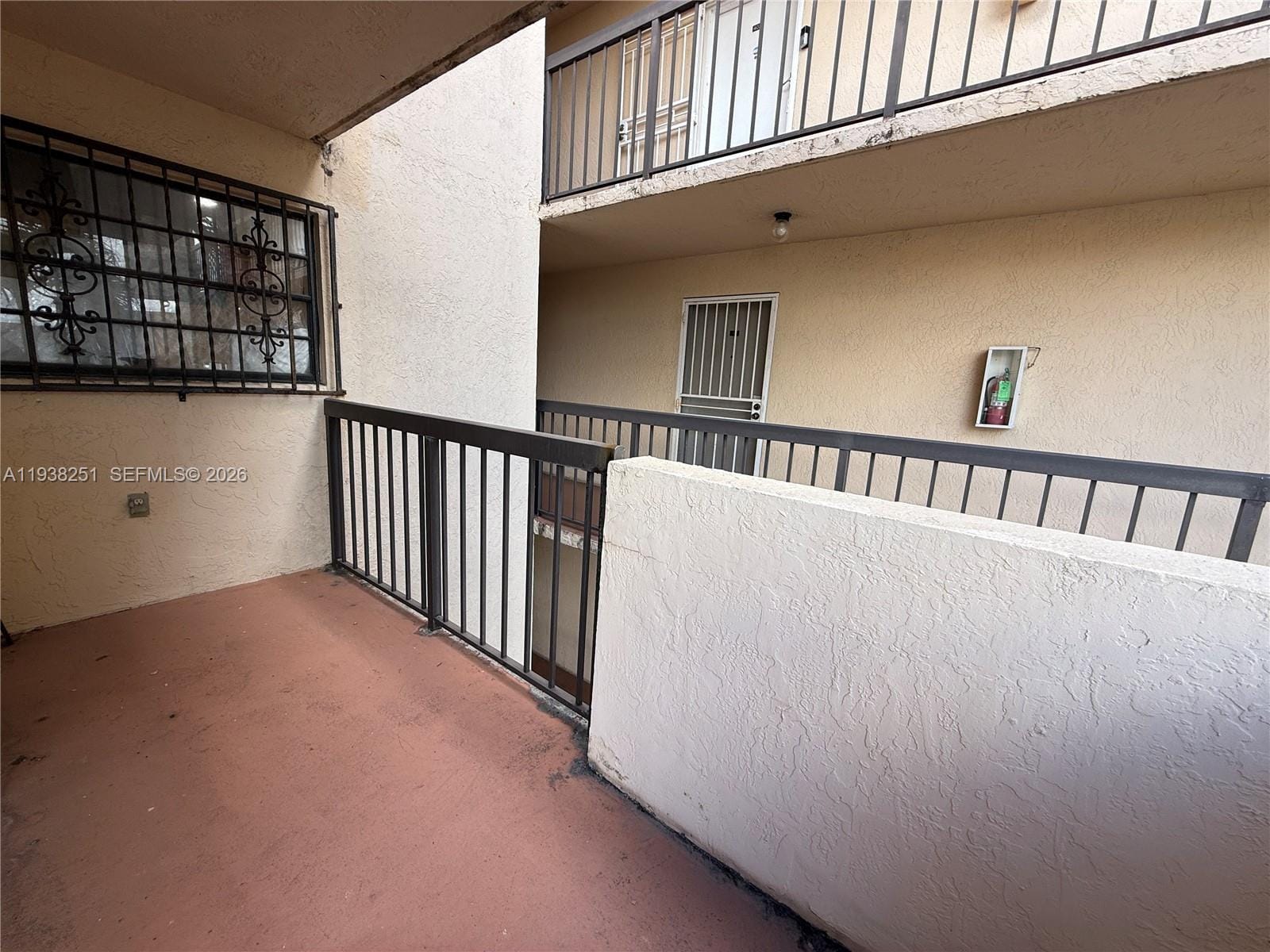 995 SW 84th Avenue 304, Miami, FL 33144 photo 13