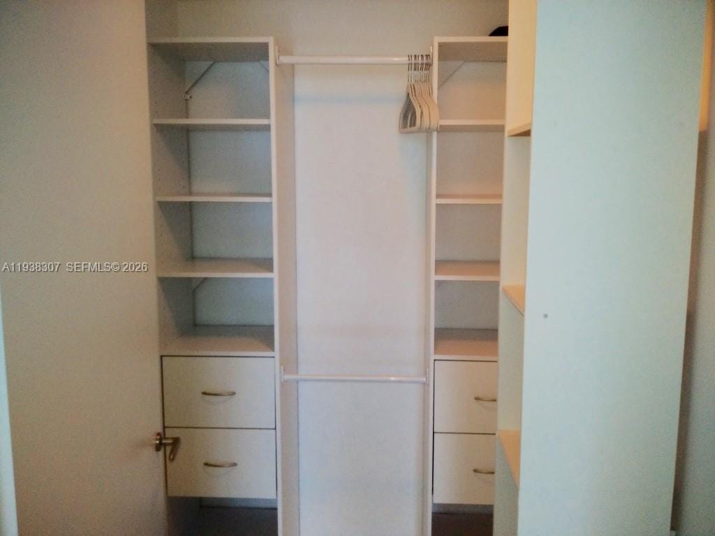 200 Biscayne Boulevard Way 906, Miami, FL 33131 photo 12