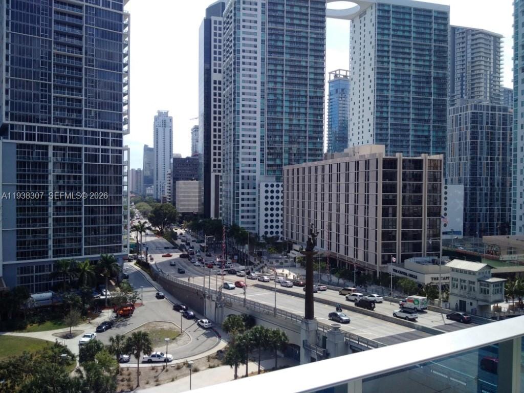 200 Biscayne Boulevard Way 906, Miami, FL 33131 photo 24