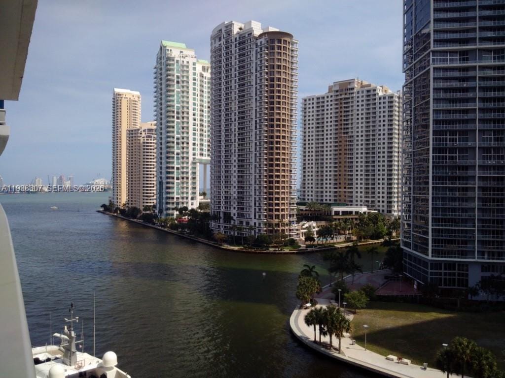 200 Biscayne Boulevard Way 906, Miami, FL 33131 photo 25