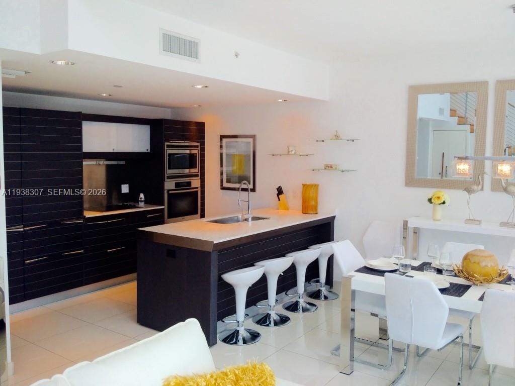 200 Biscayne Boulevard Way 906, Miami, FL 33131 photo 27