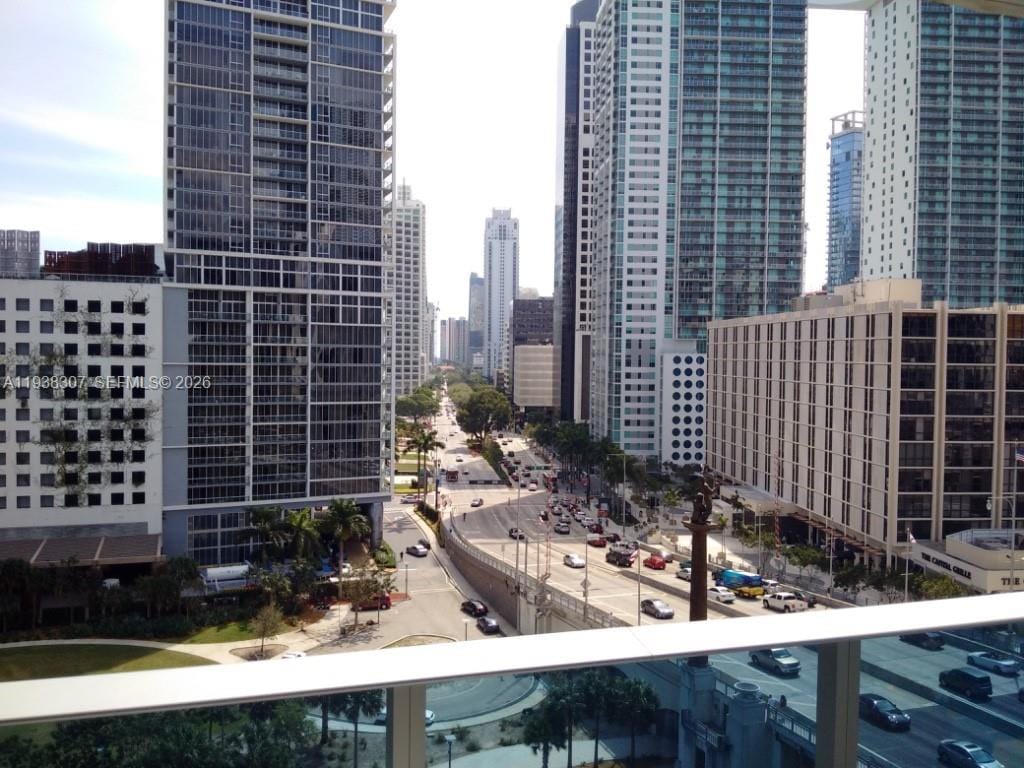 200 Biscayne Boulevard Way 906, Miami, FL 33131 photo 4