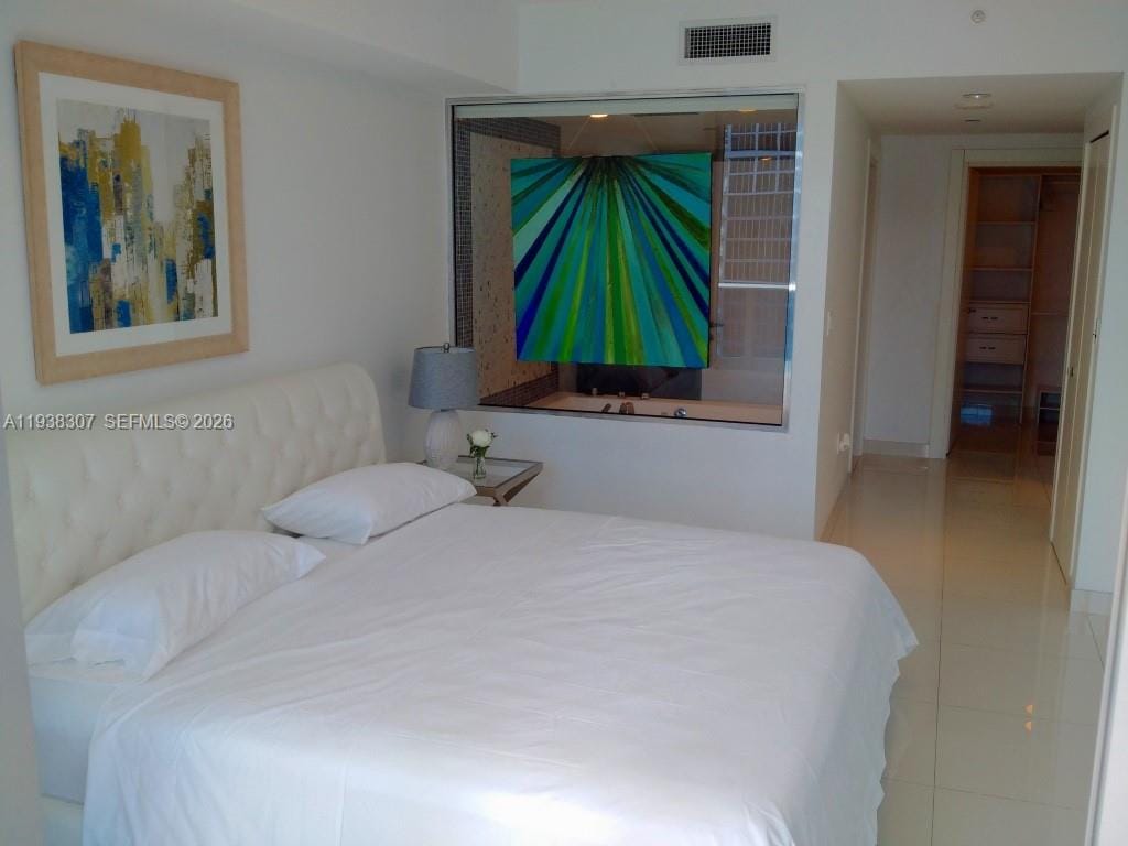 200 Biscayne Boulevard Way 906, Miami, FL 33131 photo 5