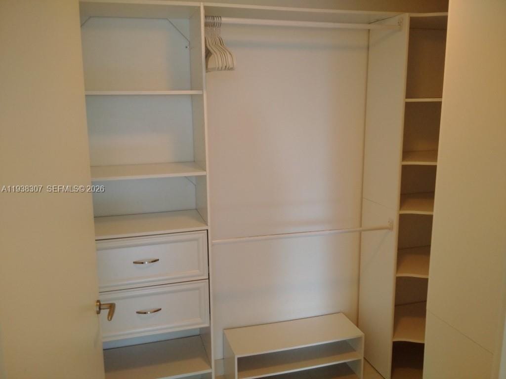 200 Biscayne Boulevard Way 906, Miami, FL 33131 photo 6