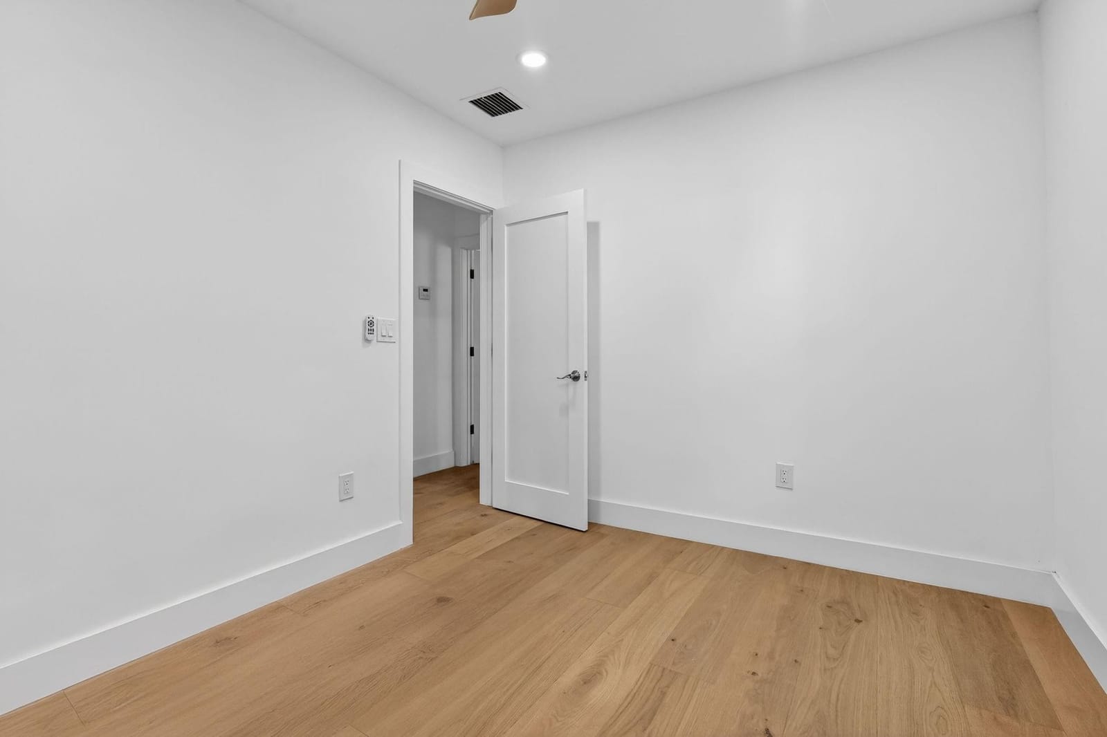 631 Curtiss Parkway, Miami Springs, FL 33166 photo 26