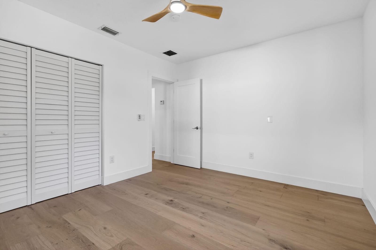 631 Curtiss Parkway, Miami Springs, FL 33166 photo 29