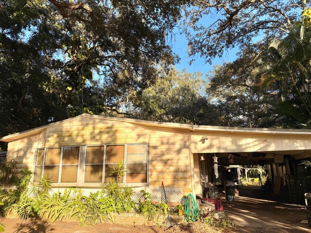 2702 SE 47th Terrace, sold in Brindaban Forest 04, Okeechobee, FL