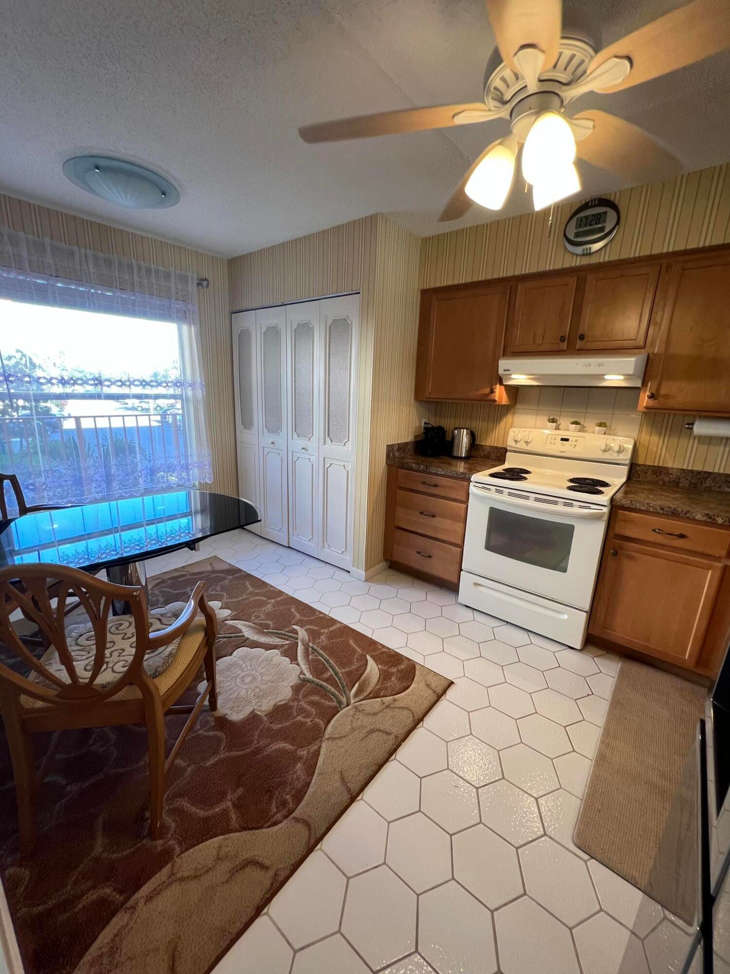 14575 Bonaire Boulevard 208, Delray Beach, FL 33446 photo 21