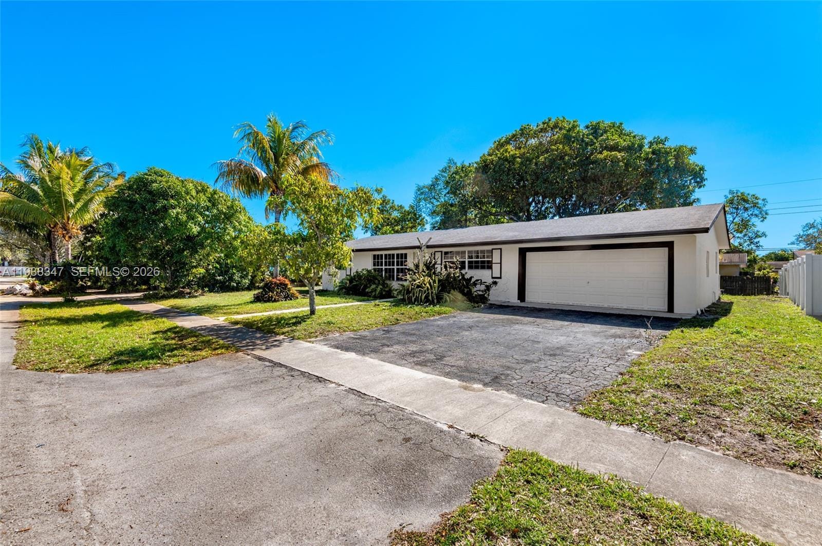 4360 NW 4th Street, Plantation, FL 33317 photo 2