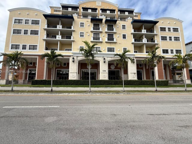 8390 SW 72nd Avenue 520, sold in Colonnade At Dadeland Se, Miami, FL