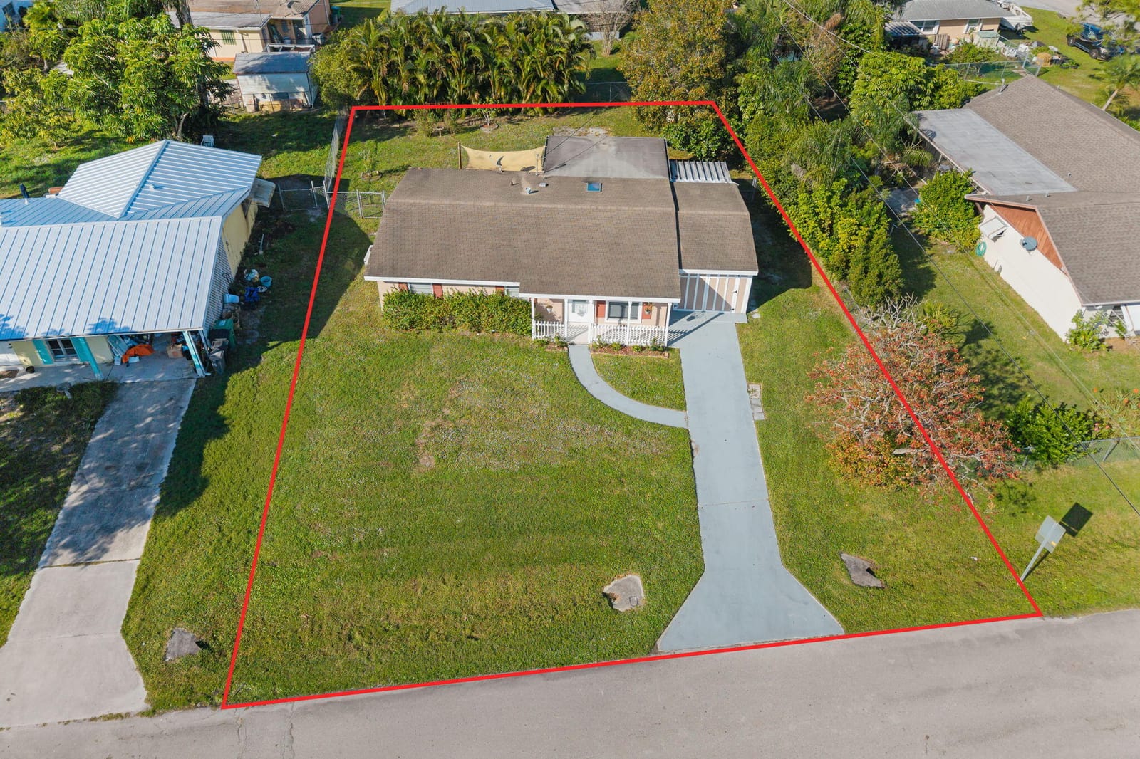 422 Coconut Avenue E, Port St. Lucie, FL 34952