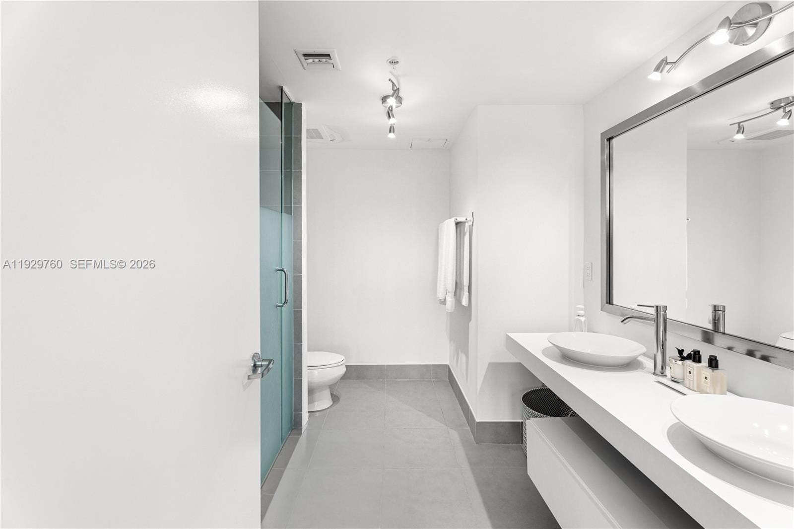 92 SW 3rd Street 4704, Miami, FL 33130 photo 15