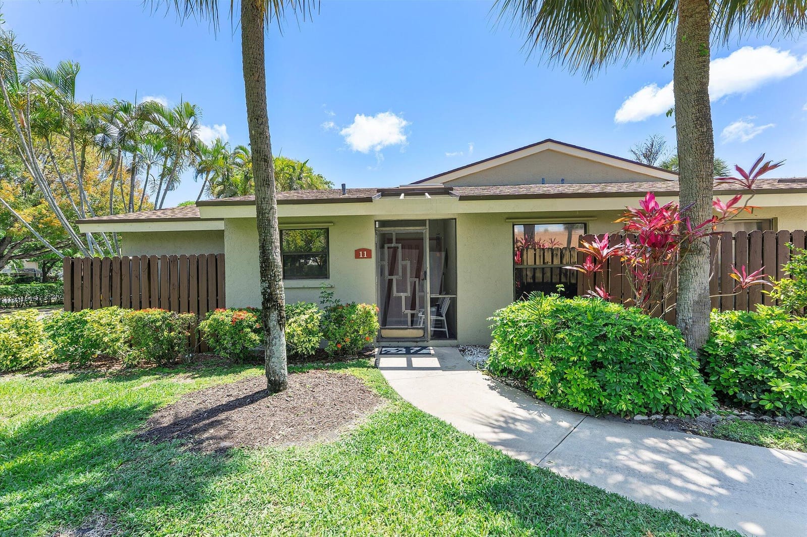 11 Meadows Drive, Boynton Beach, FL 33436 photo 19