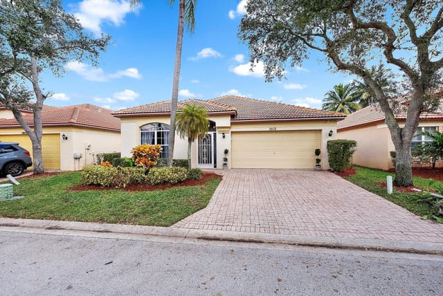 5010 Elpine Way, sold in Woodbine Par E, Palm Beach Gardens, FL