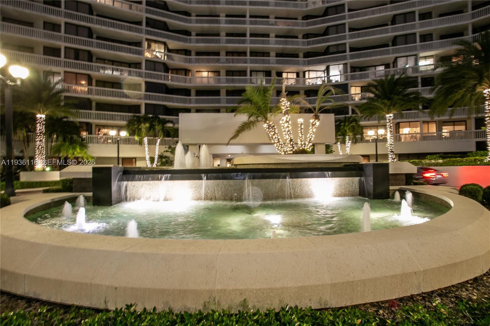 1000 W Island Boulevard 2906, Aventura, FL 33160