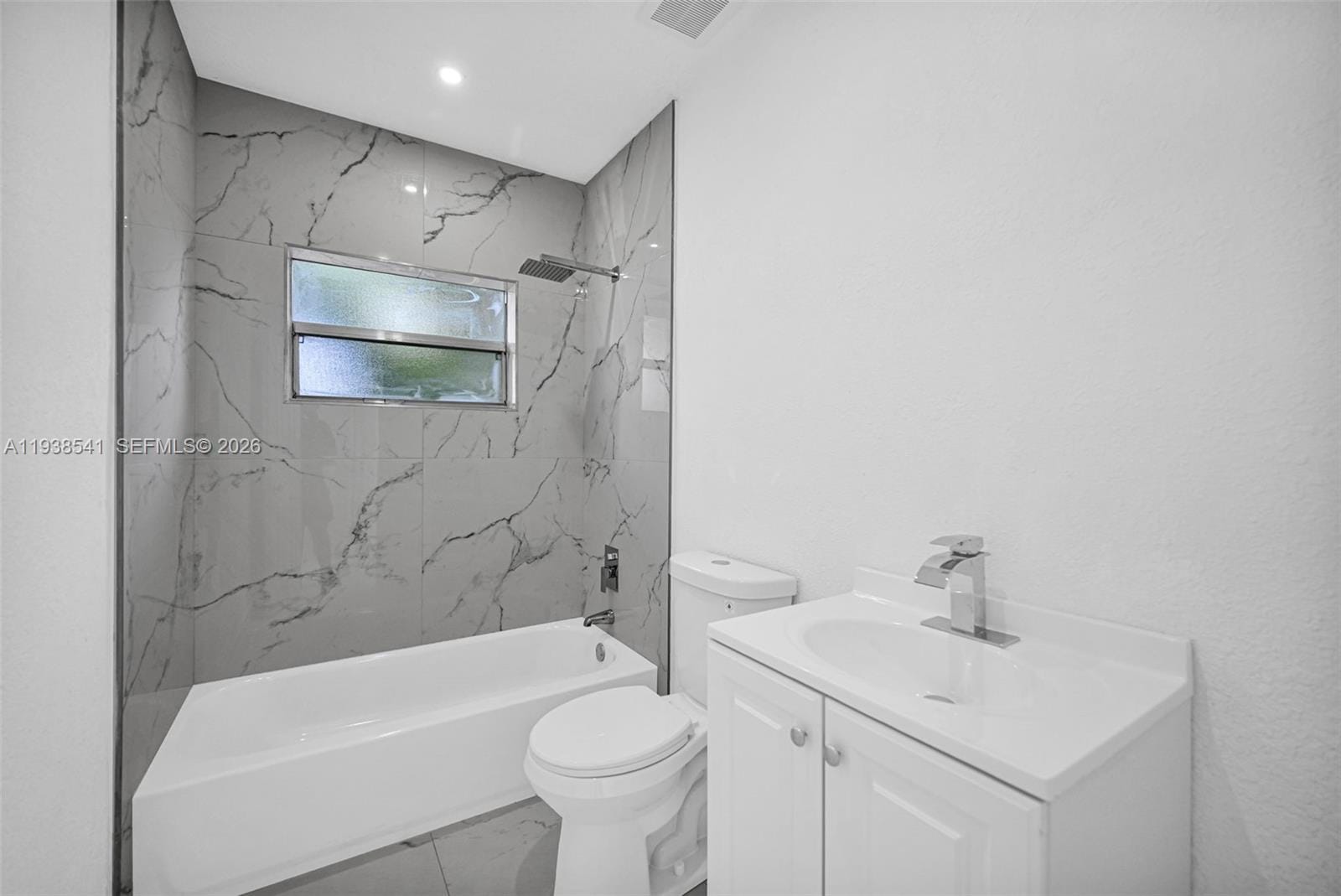 2932 NW 159th Street, Miami Gardens, FL 33054 photo 3