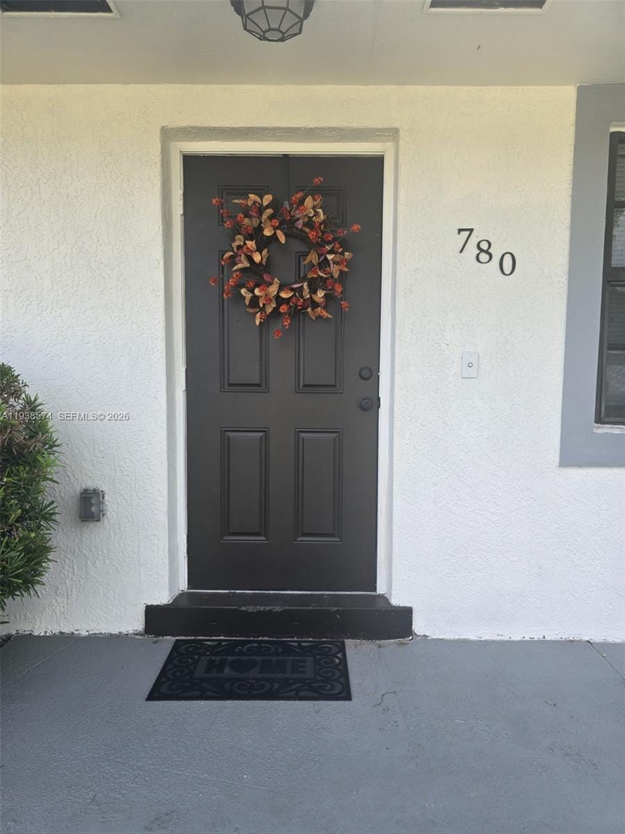 780 W 74th Place, Hialeah, FL 33014