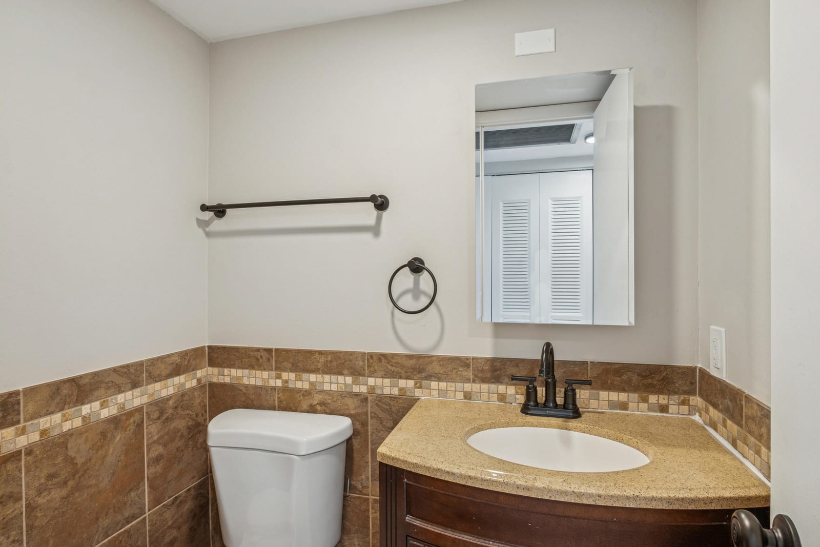 244 Camden J, West Palm Beach, FL 33417 photo 15